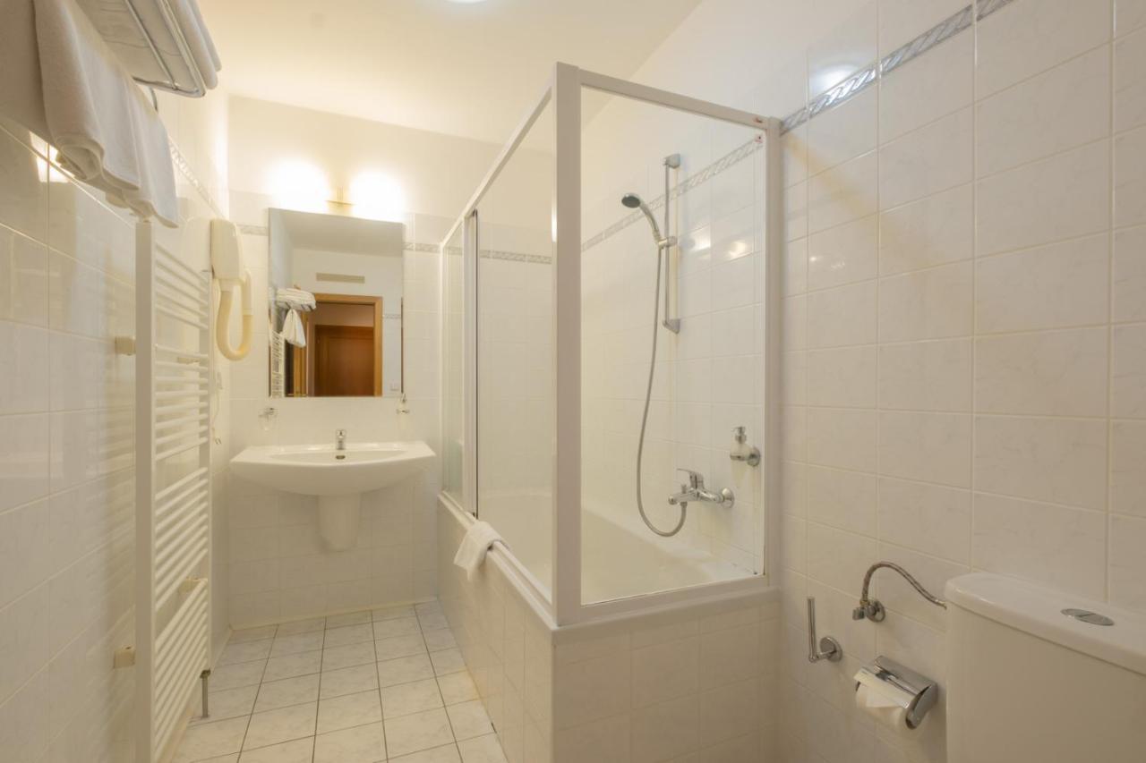 Hotel Mohelnice Eksteriør billede